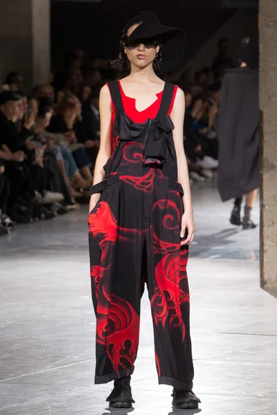 Look 29